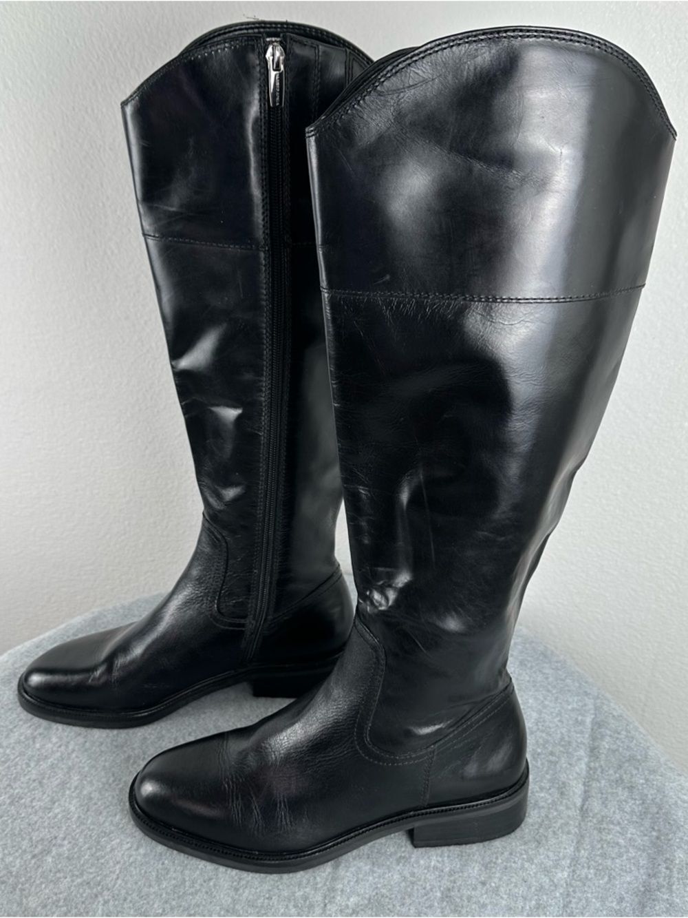 Vince Camuto Black Leather Riding Boots Womens Size 8